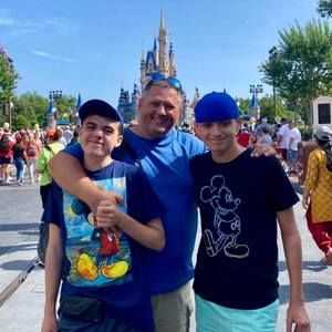 Meet your Posher, Mark